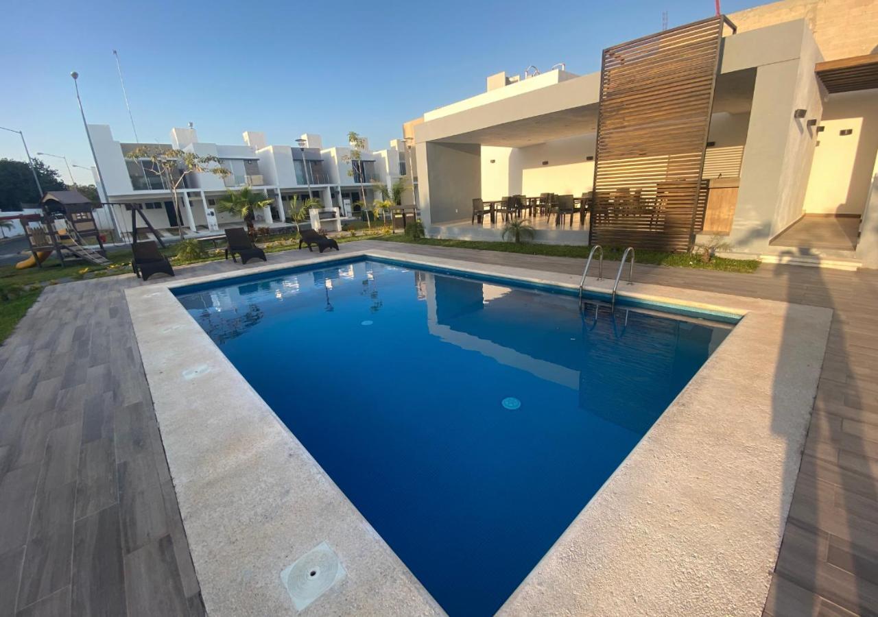 Casa Familiar En Condominio Privado Cerca De Playa Cancún Zewnętrze zdjęcie