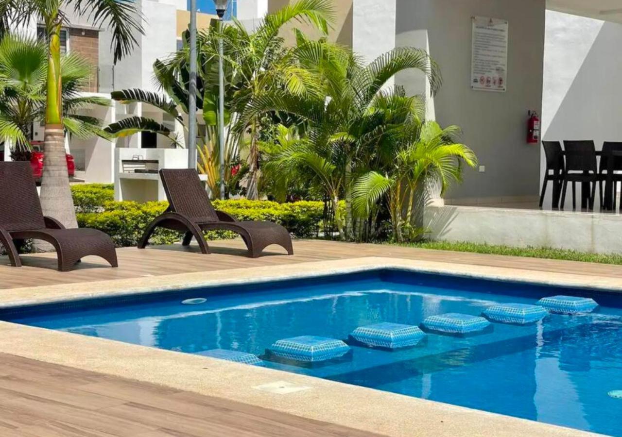 Casa Familiar En Condominio Privado Cerca De Playa Cancún Zewnętrze zdjęcie